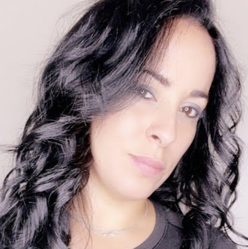 Meet your Posher, Amalin